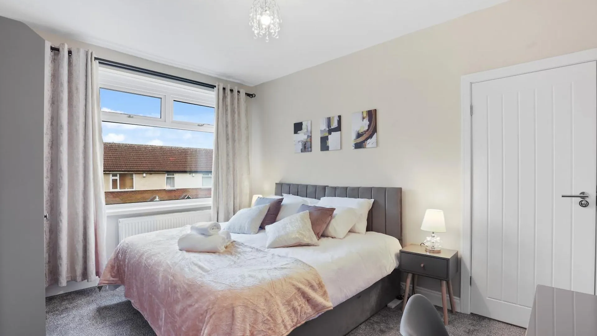 Contractors, Parking,8 Min To City Center, Airport Newcastle upon Tyne